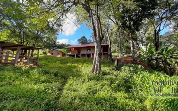 Sítio Em Cambuí MG, Ao Lado Da Área Urbana