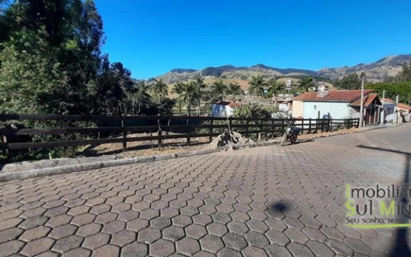 Lote de 2.000 m² Centro Córrego do Bom Jesus MG