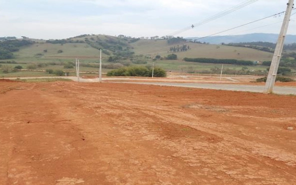 Lote a venda próximo ao Fórum em Cambuí MG