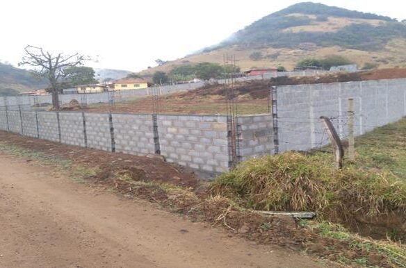 Terreno Rural Pronto Para Construir com 2.200m² em Cambuí MG