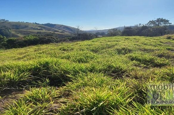 Terreno de 1000m² a 900m da Fernão Dias a Venda em Cambuí MG