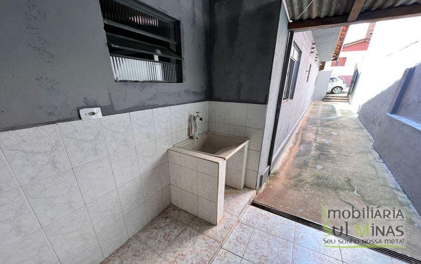 2 Casas a Venda em Cambuí MG Cód. 1660 (14)