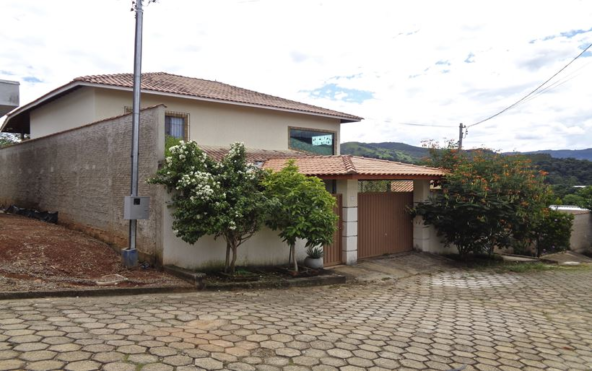 Casa a Venda em Lambari MG Com Vista Para Serra da Mantiqueira Cód. 1683 (9)