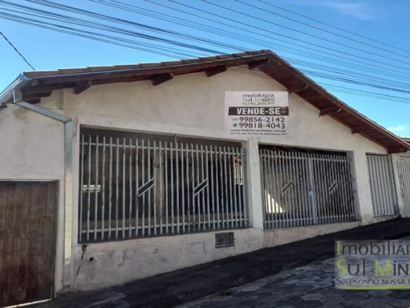 Casa a venda em Cambuí MG com 3 quartos Cód. 1553 (1)