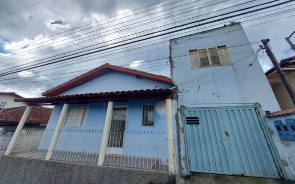 Casa com 4 Moradas a Venda em Cambuí MG Cód. 1606 (2)