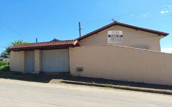 Casa no bairro Santa Edwiges em Cambuí MG Cód. 1580 (1)