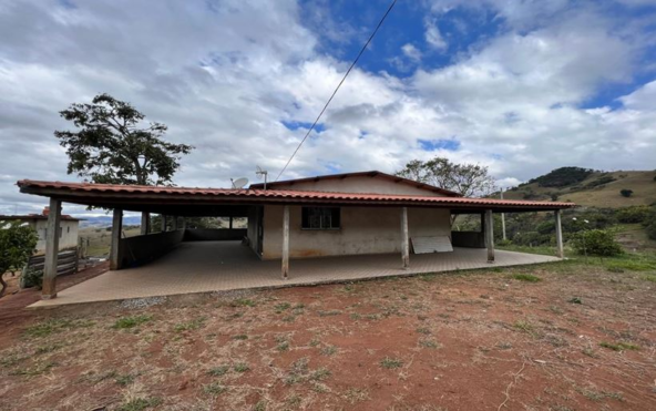 Chácara de 1.800m² a Venda em Estiva MG Cod. 1776 (1)