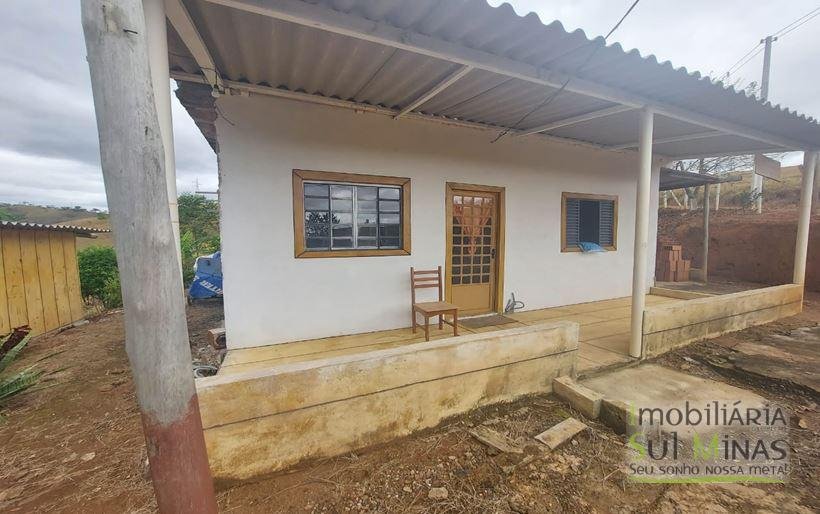 Chácara de 8.000m² com diversas árvores frutíferas a Venda em Cambuí MG Cod. 1775 (1)