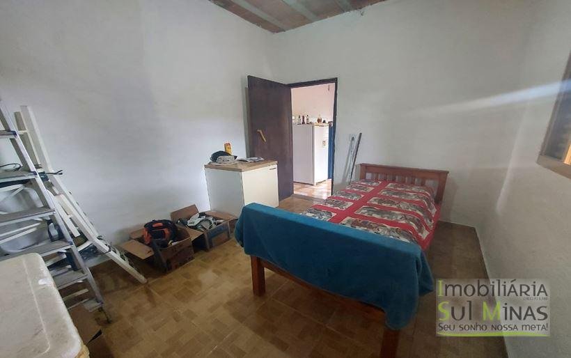 Chácara de 8.000m² com diversas árvores frutíferas a Venda em Cambuí MG Cod. 1775 (11)