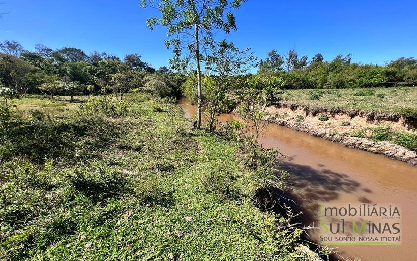 Área Industrial No sul de Minas com 24.200 m² as Margens da Rodovia Cod. 1795 (5)