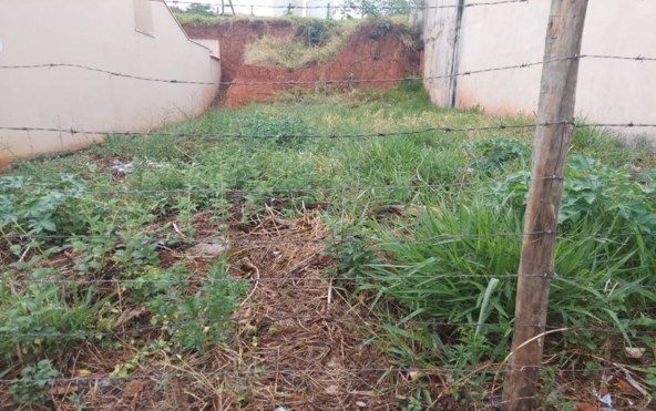 Lote de 158m² em Ótimo Bairro Cambuí MG Cod. 1803 (2)