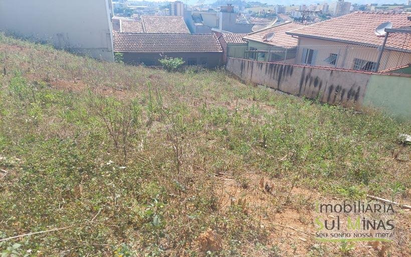 Lote de 225m² em Ótimo Bairro Cambuí MG Cod. 1799 (1)