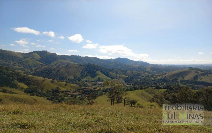 Sítio com Lago a Venda em Cambuí MG Cod. 1800 (33)