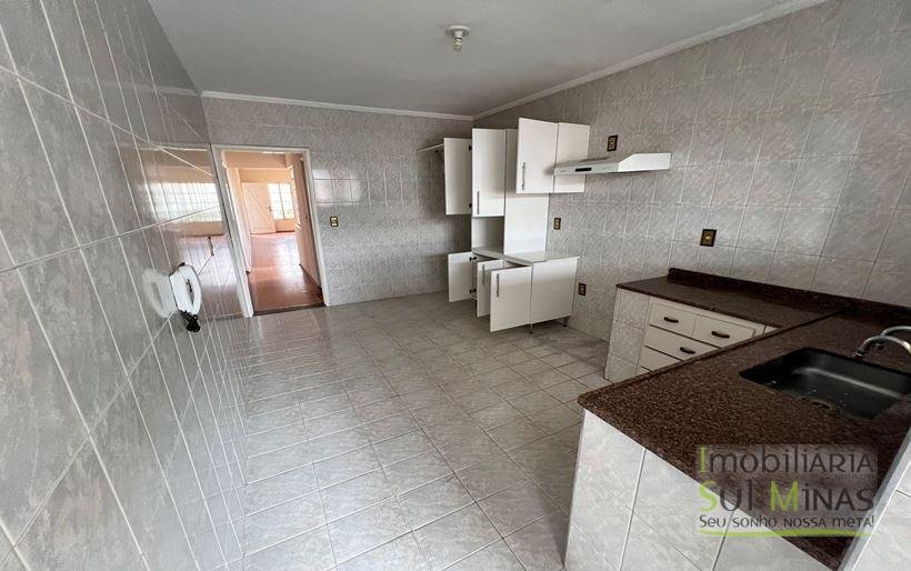 Apartamento de 173 m² a Venda no Centro de Cambuí MG Cod. 1831 (14)