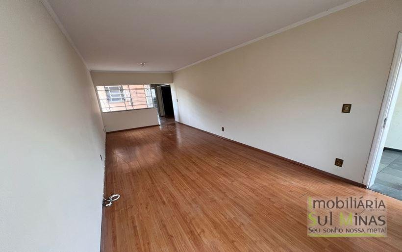 Apartamento de 173 m² a Venda no Centro de Cambuí MG Cod. 1831 (2)