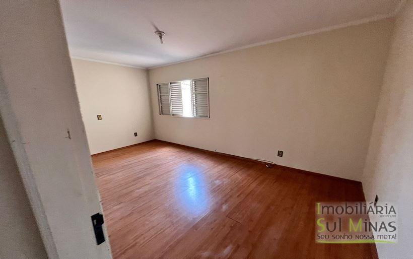 Apartamento de 173 m² a Venda no Centro de Cambuí MG Cod. 1831 (5)