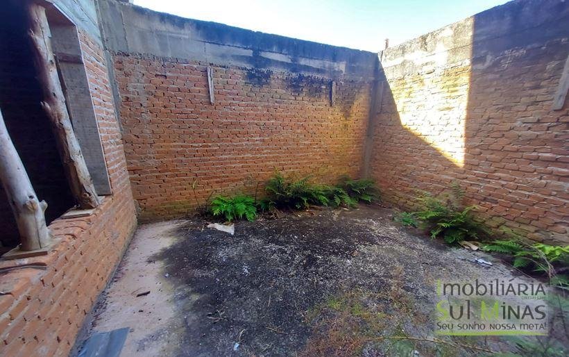 Casa de Alto Padrão em Construção a Venda no Córrego do Bom Jesus MG Cod. 1815 (13)