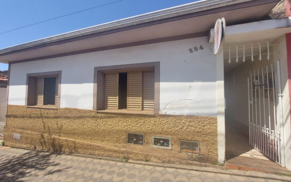 Sala Comercial para Locação no Centro de Cambuí MG Cod. 1792 (1)