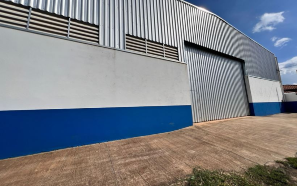 Galpão de 500 m ² para locação em Cambuí MG Cod. 1849 (1)