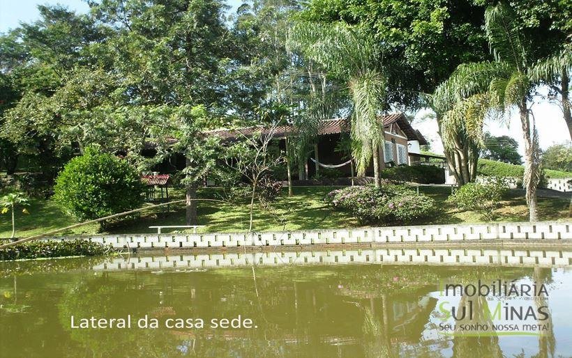 Linda Chácara de 8.000 m² à Venda em Camanducaia MG Cod. 1850 (3)