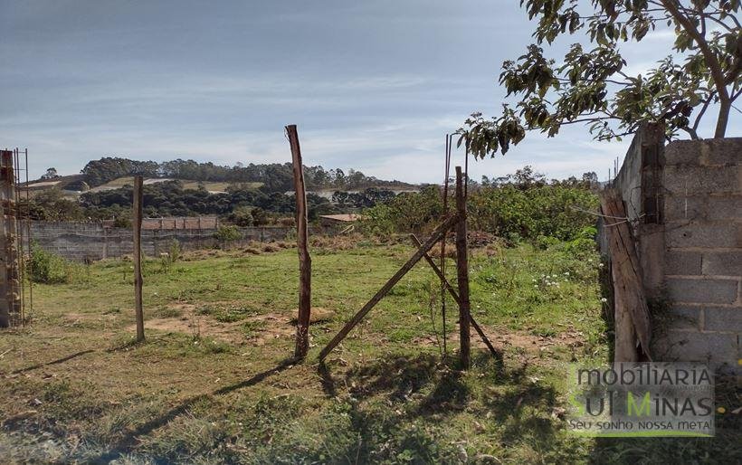 Terreno de 1.200 m² a Venda em Senador Amaral MG Cod. 1841 (4)