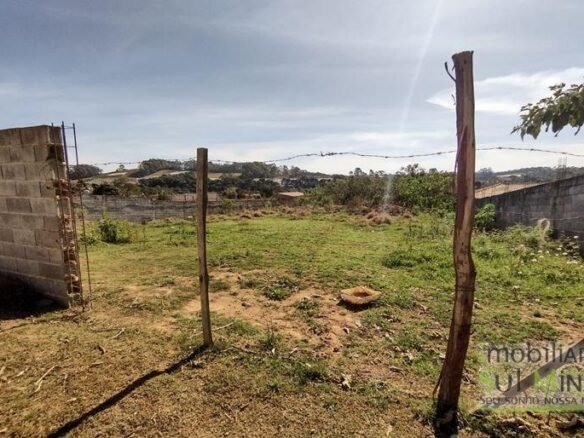 Terreno de 1.200 m² a Venda em Senador Amaral MG Cod. 1841 (5)