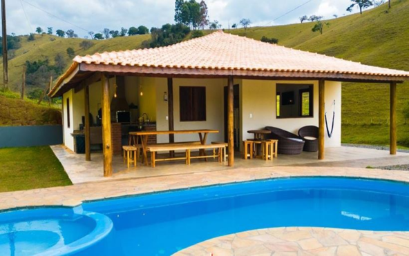 Chácara Mobiliada a Venda em Cambuí MG Cod. 1852 (9)