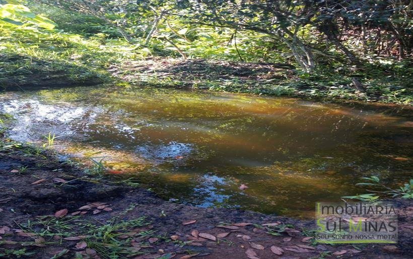 Chácara de 2.000 m² com Água à Venda em Estiva MG Cod. 1866 (5)