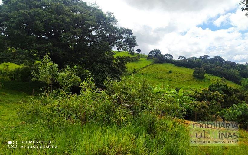 Terreno de 1.000 m² com vista a Venda no Córrego do Bom Jesus MG Cod. 1858 (2)