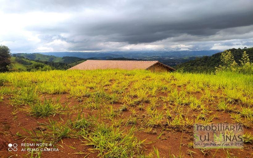 Terreno de 1.000 m² com vista a Venda no Córrego do Bom Jesus MG Cod. 1858 (3)