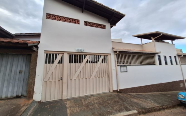 Casa à Venda com Linda vista em Cambuí MG Cod. 1876 (1)