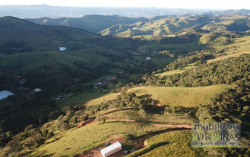Terreno à Venda com Estrada Própria em Bom Repouso MG Cod. 1883 (1)