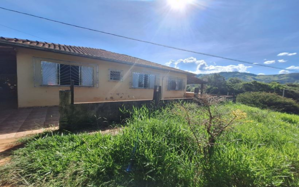 Chacara a 900m do asfalto a Venda em Cambui MG Cod. 1911 (1)