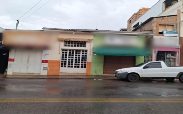 Imóvel Comercial na melhor Av. de Cambui MG Cod. 1915 (1)