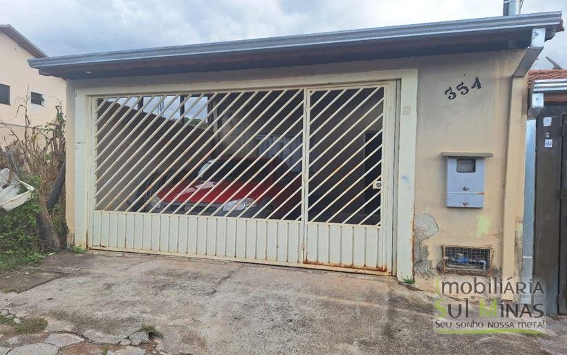 Casa para venda a 1 km do centro em Cambui MG Cód. 1963 (9)