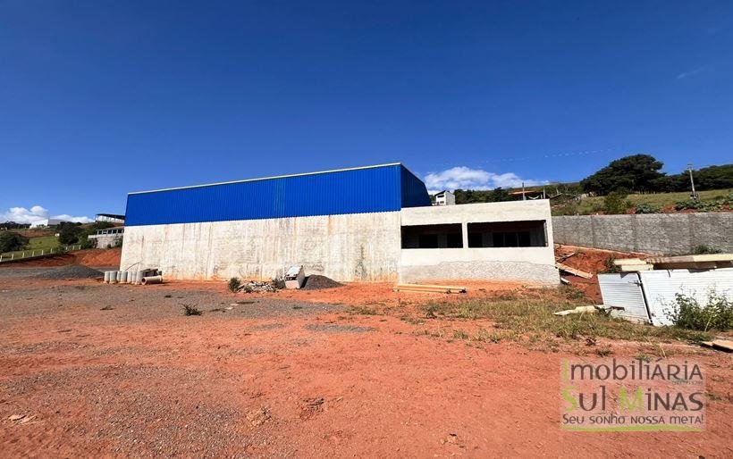 Galpão de 800 m ² para locação em Cambuí MG Cod. 1958 (10)