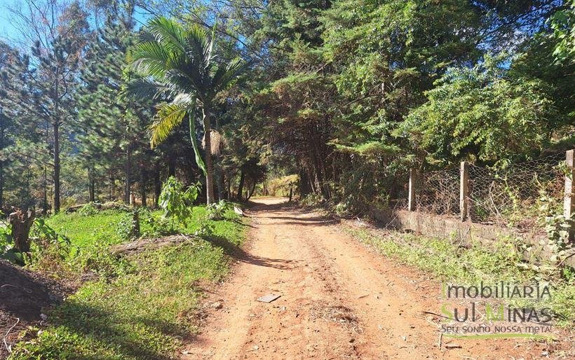 Terreno com Água a Venda no Córrego do Bom Jesus MG Cód. 1604