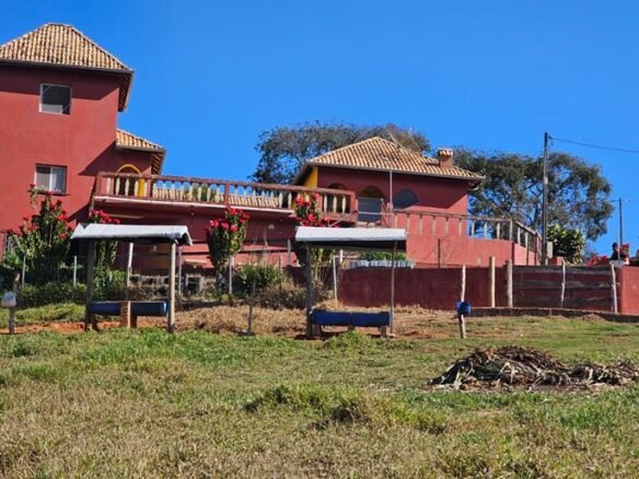Pousada em Estiva MG com 2 hectares Cód. 1566 (21)