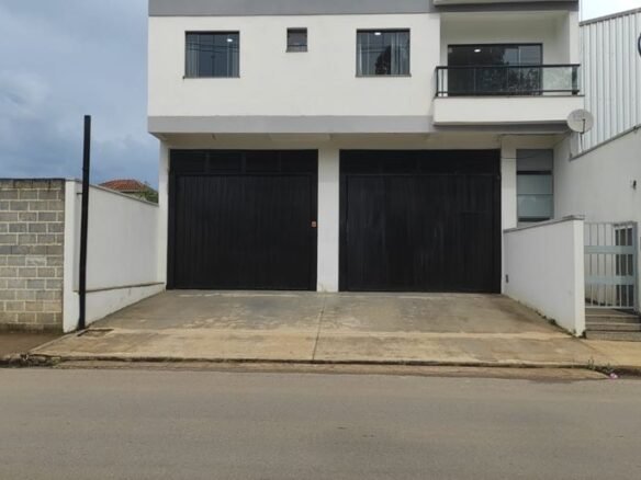 Salão Comercial de 182,82m² para Locação em Cambuí MG Cód. 1974 (3)