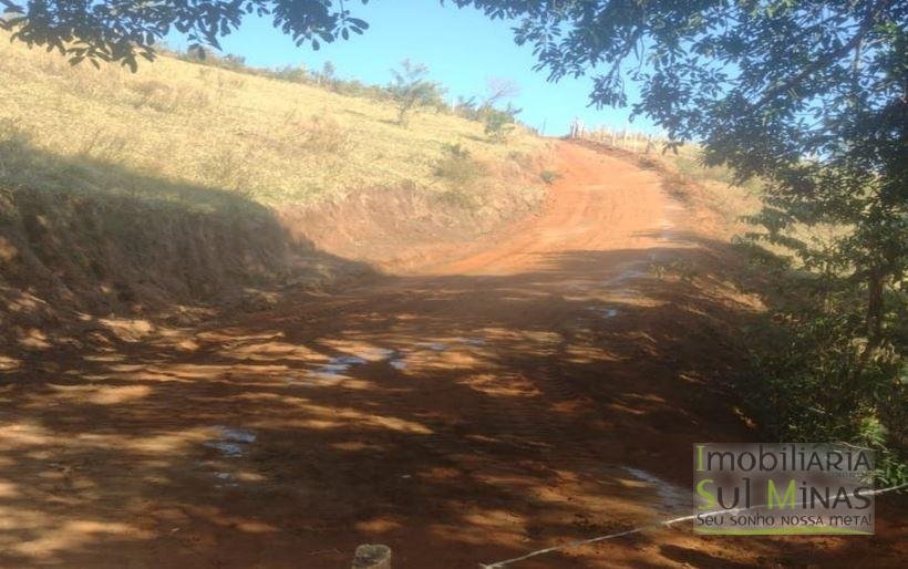 Terreno Rural Próximo a Pontos Turísticos em Córrego do Bom Jesus MG Cód. 1880 (6)