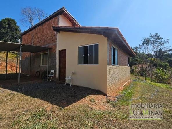 Chácara à Venda em Estiva MG com 7.000m² Cód. 1083 (4)