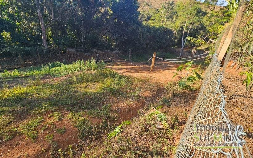 Chácara com acesso calçado à Venda no Sul de Minas Cód. 2011 (9)