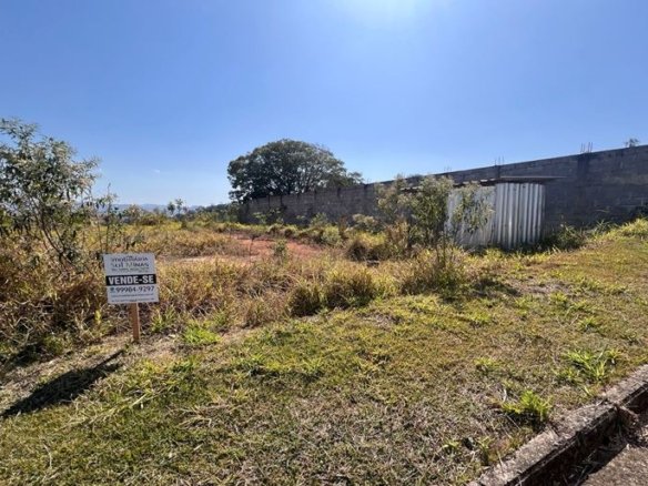 Lote à Venda Loteamento Alto Cambuí MG com 838,28 m² Cód. 1030