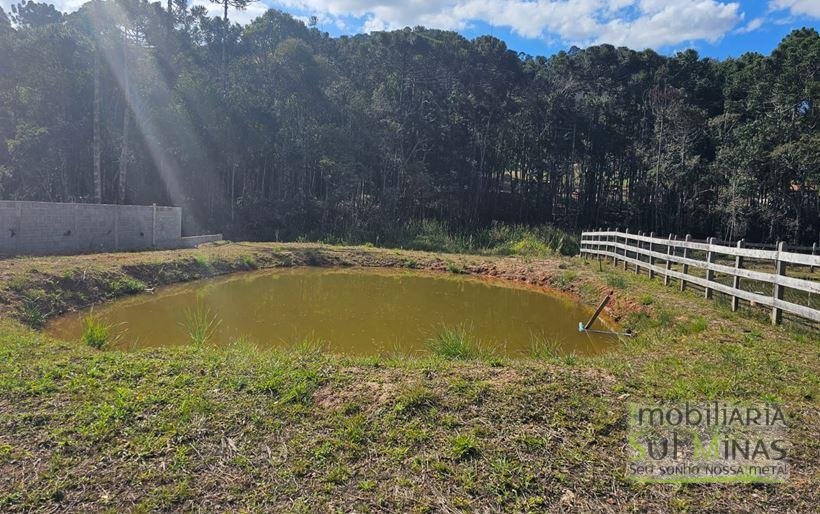 Terreno de 2300m² com tanque de peixe à Venda em Camanducaia MG Cód. 2010 (13)