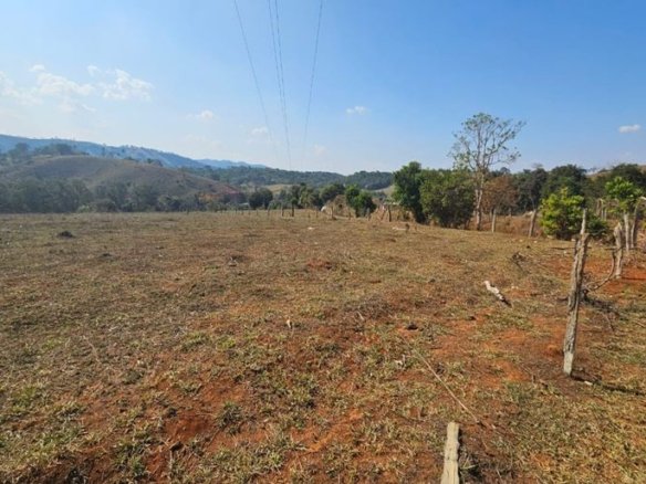 Área industrial com 66.838m² a 1.5km da Fernão Dias Cód. 2037 (20)