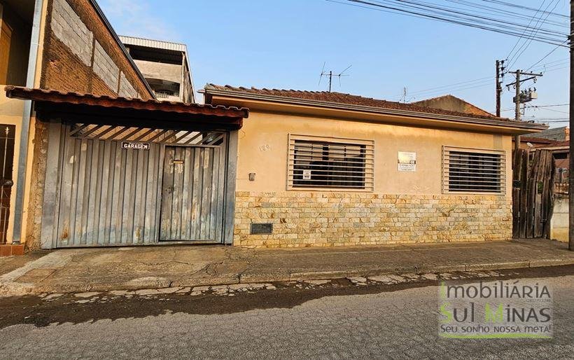 Casa com Armários Planejados à Venda em Cambuí MG Cód. 1740 (11)