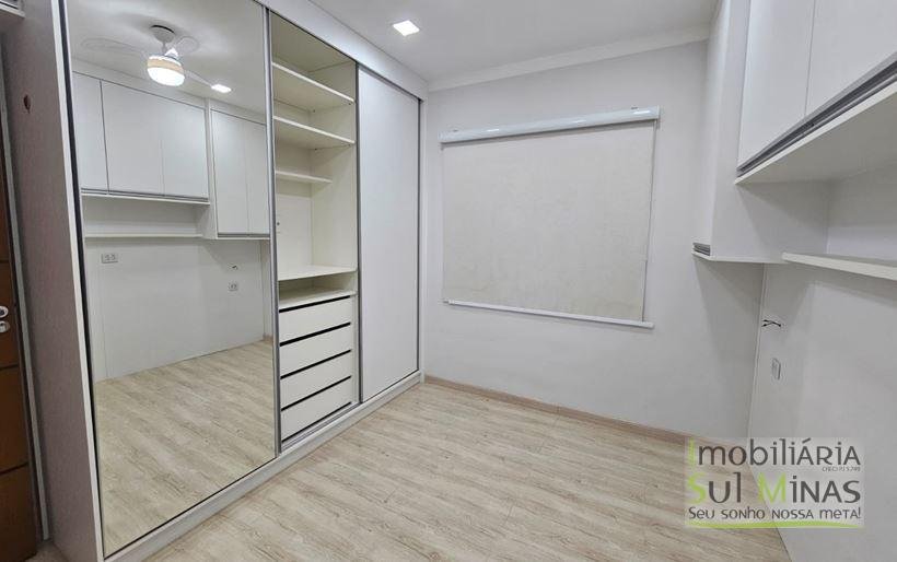 Apartamento de 65m² com móveis planejados à Venda em Cambuí MG Cód. 2043 (9)