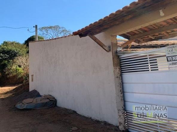 Chácara com Casa Nova à Venda em Estiva MG Cód. 1483 (2)