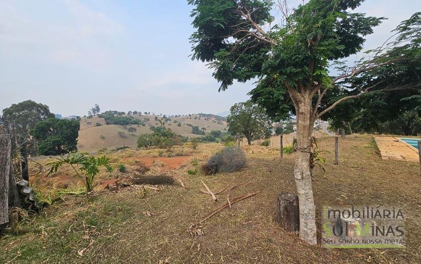 Chácara de 2500m² com piscina à Venda em Cambuí MG Cód. 2042 (5)