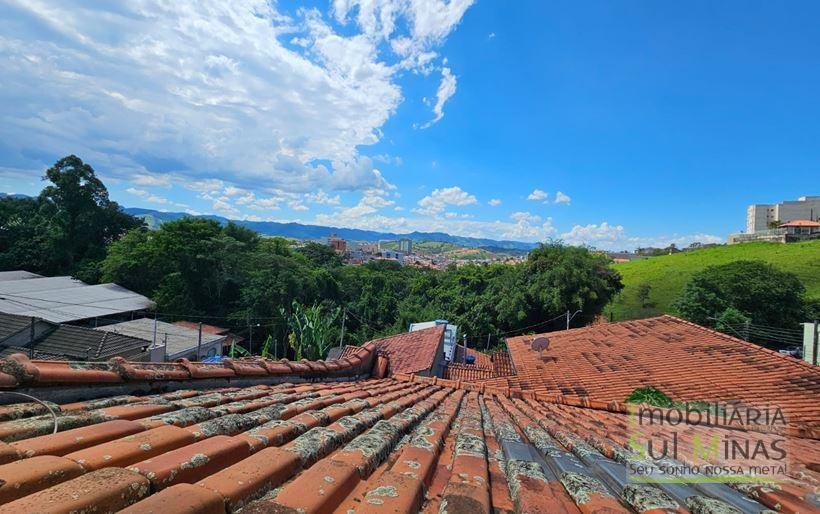 Casa com duas moradas de 165 m² à Venda em Cambuí MG Cód. 2065 (10)